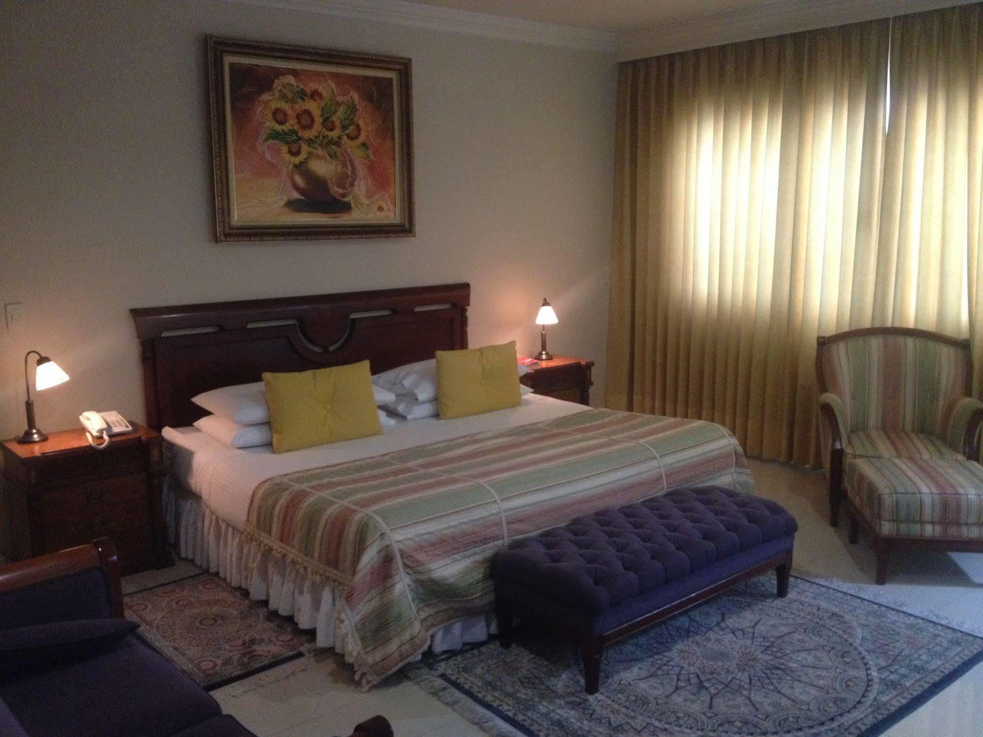 Hotel La Font Boutique Bogotá Esterno foto